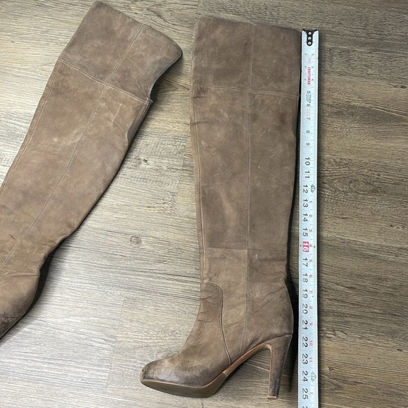 Aldo Women’s Tan Over the Knee Vegan Leather Heeled Boots, size 7 - Picture 10 of 11